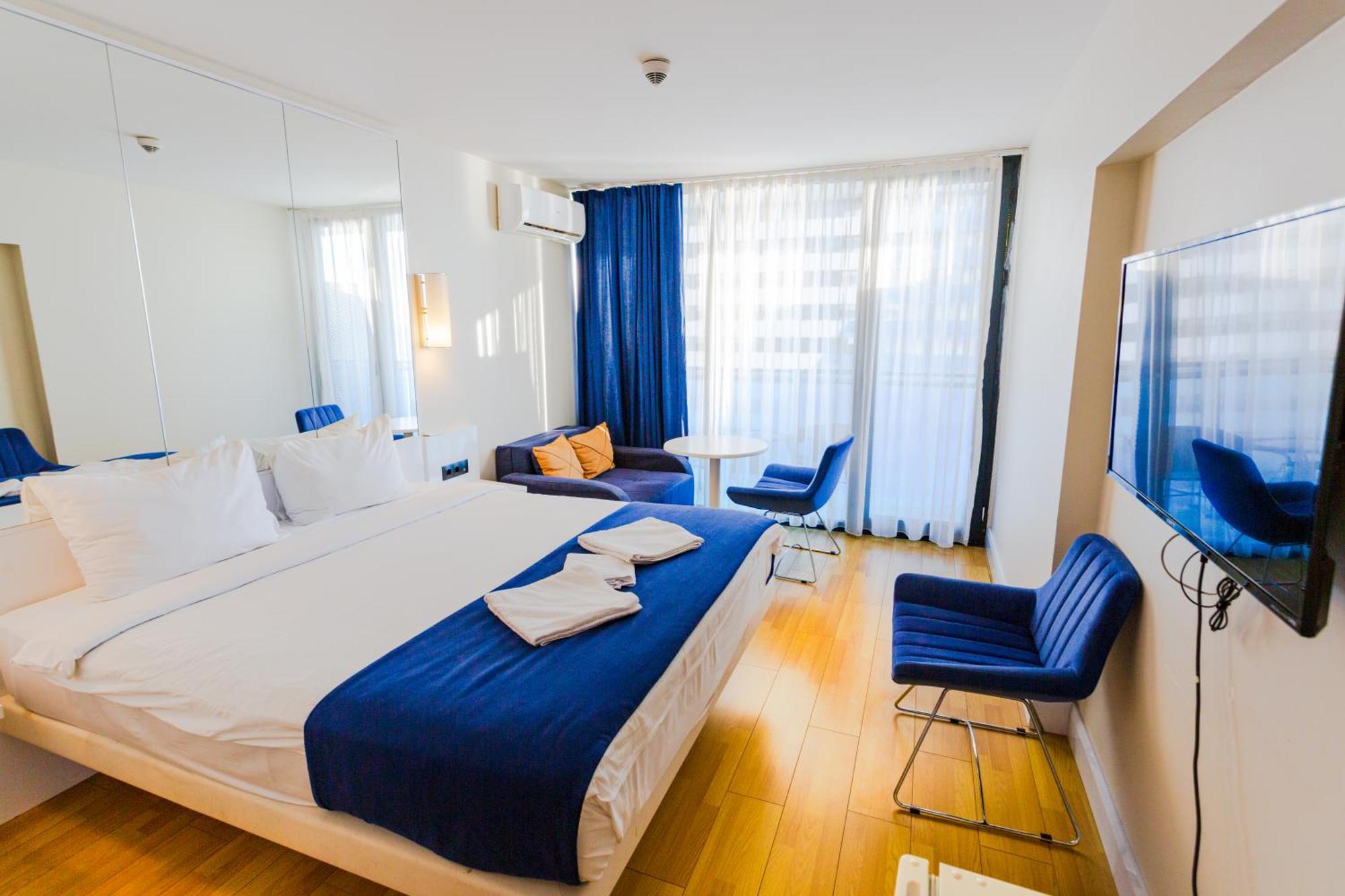 Best Location Apartments In Batumi Bagian luar foto