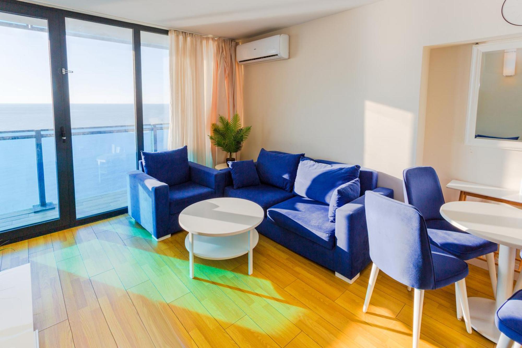 Best Location Apartments In Batumi Bagian luar foto