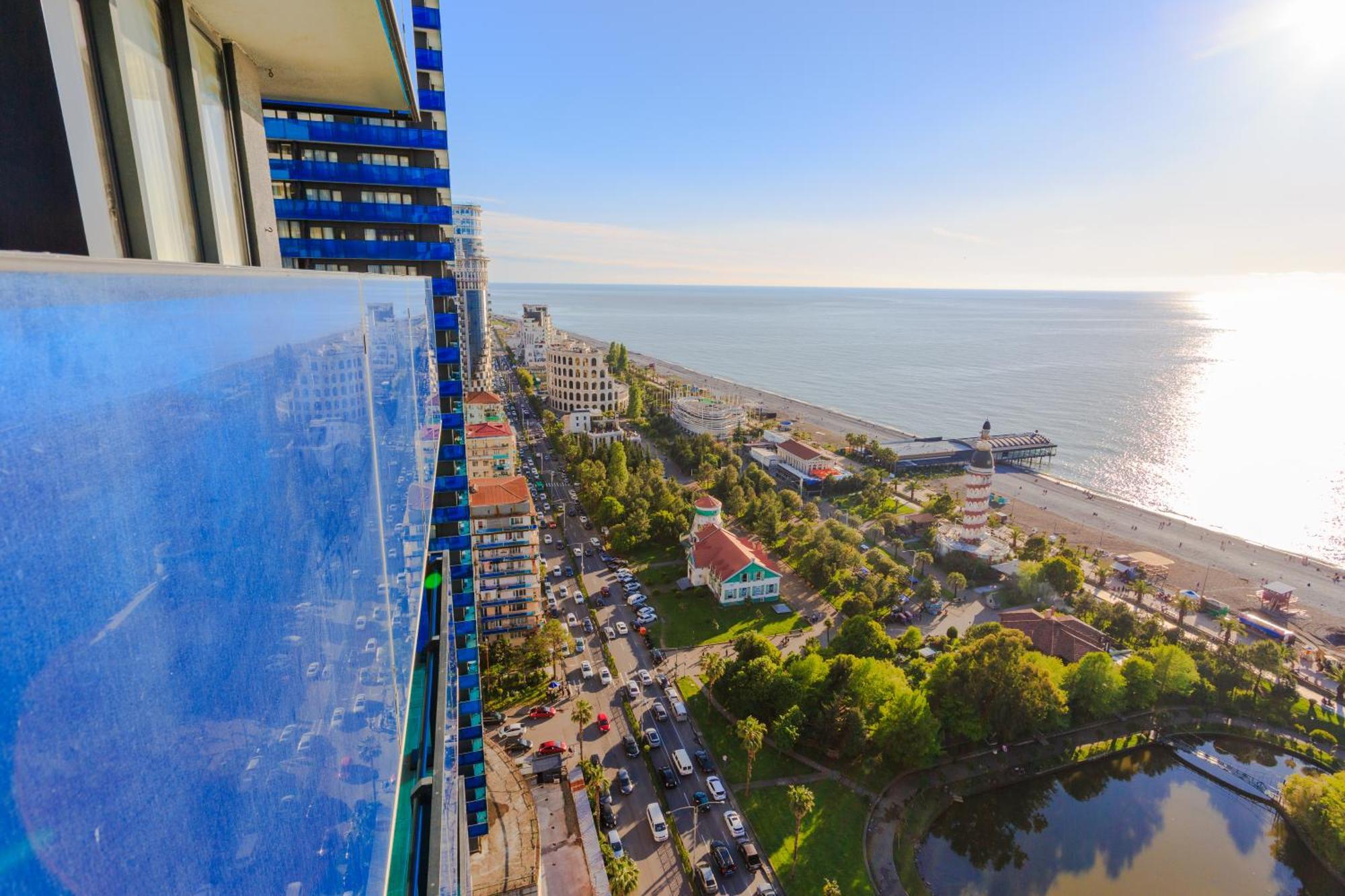 Best Location Apartments In Batumi Bagian luar foto