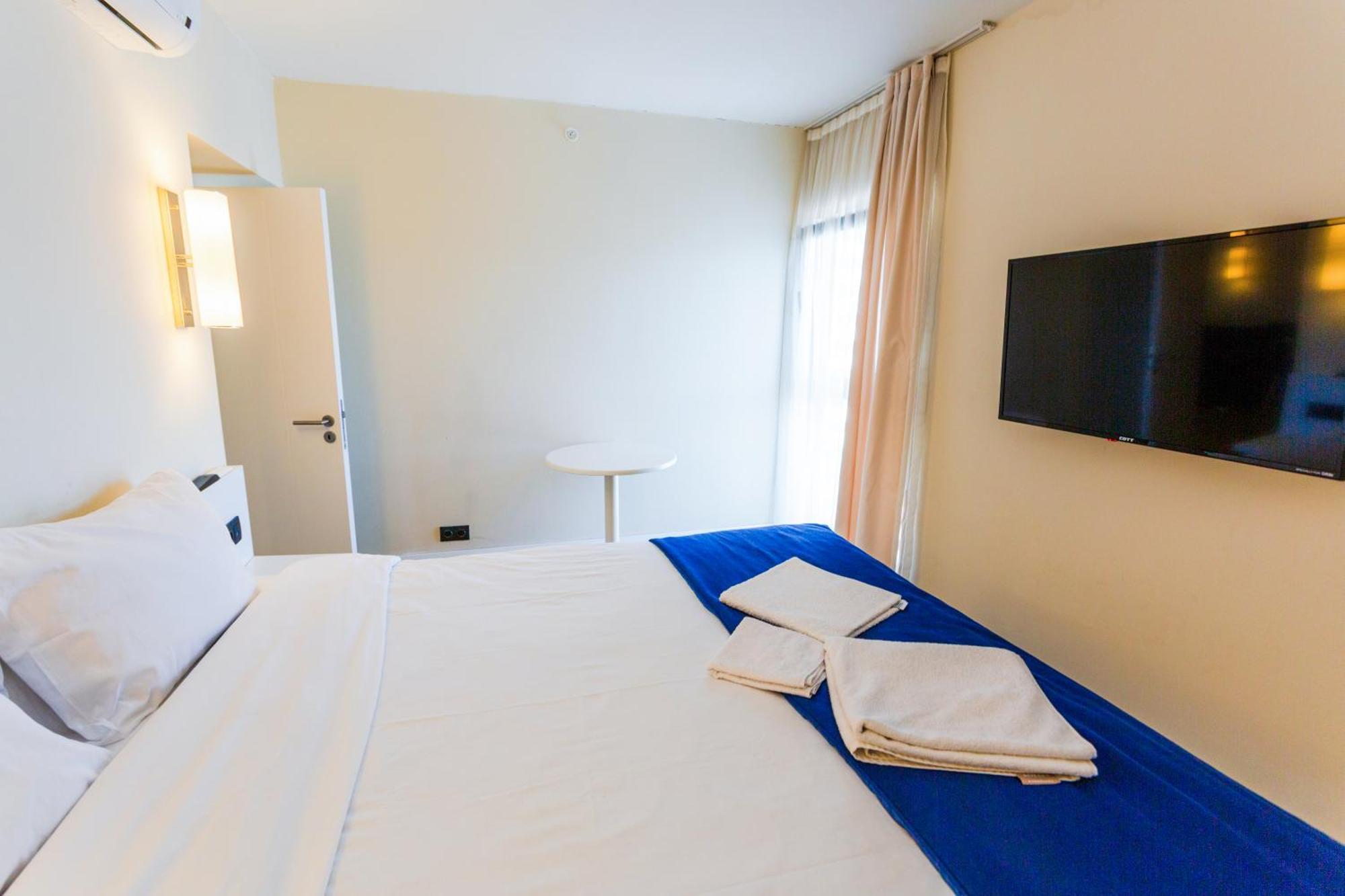 Best Location Apartments In Batumi Bagian luar foto
