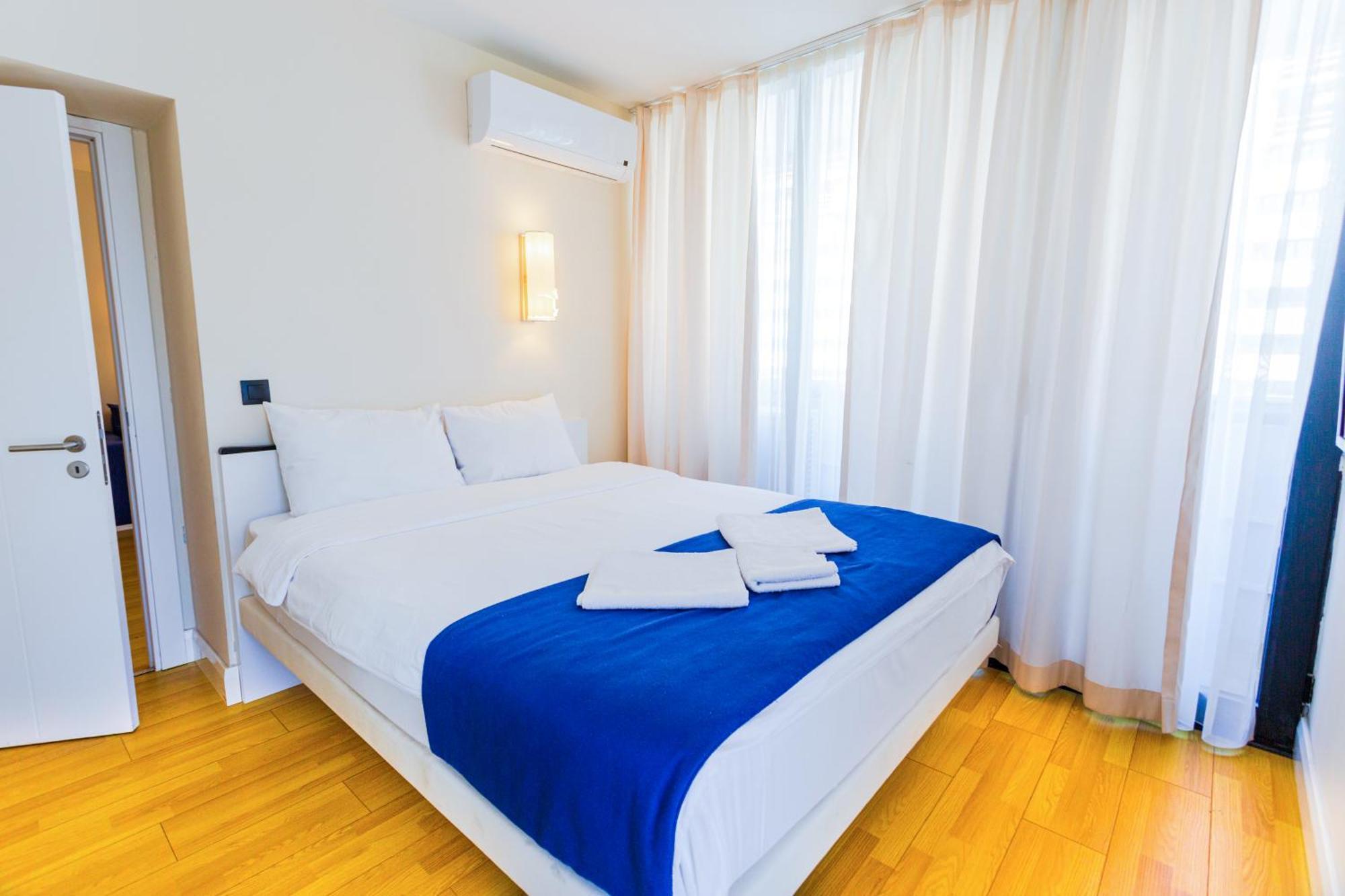 Best Location Apartments In Batumi Bagian luar foto
