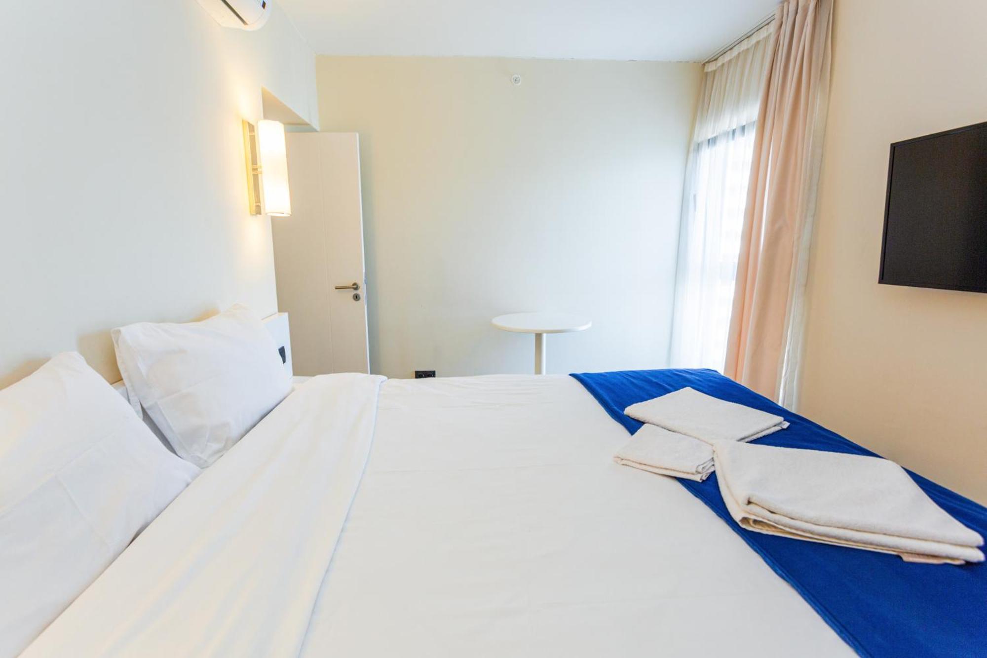 Best Location Apartments In Batumi Bagian luar foto